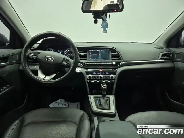 Hyundai Avante 2019 1.6 автомат (гидро), миниатюра 7