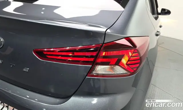 Hyundai Avante 2019 1.6 автомат (гидро), миниатюра 9 Hyundai Avante 2019 1.6 автомат (гидро), миниатюра 9