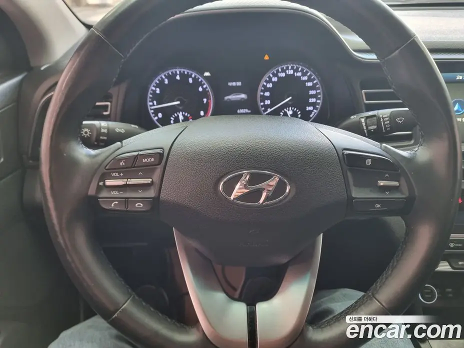Hyundai Avante 2020 1.6 автомат (гидро), фото 9