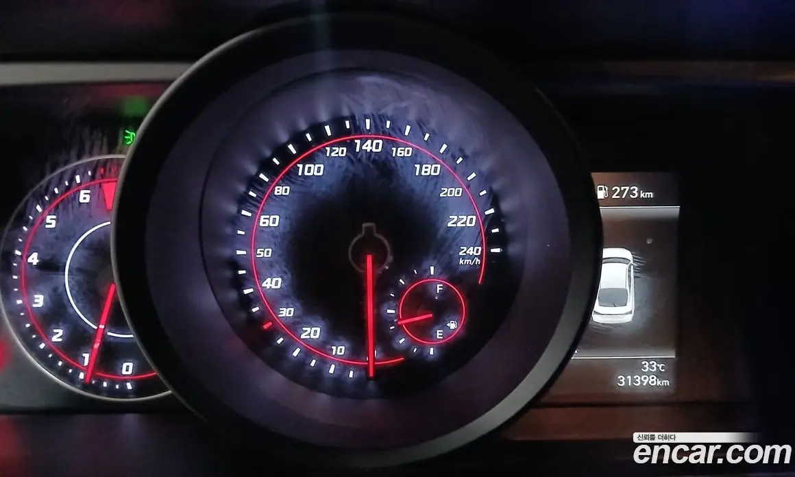 Hyundai Avante 2021 1.6 автомат (гидро), фото 8