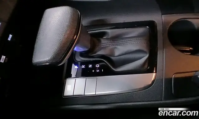 Hyundai Avante 2021 1.6 автомат (гидро), миниатюра 9