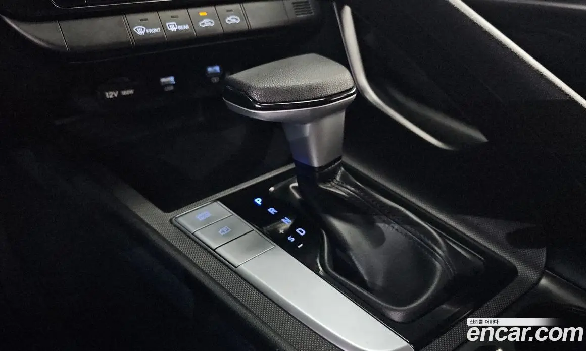 Hyundai Avante 2022 1.6 автомат (гидро), фото 12