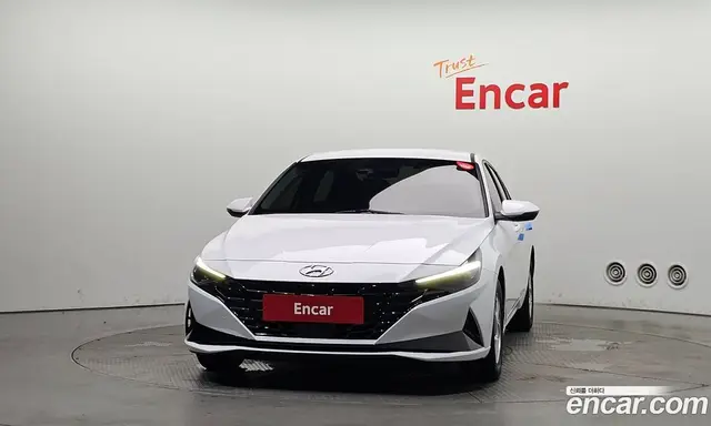 Hyundai Avante 2022 1.6 автомат (гидро), миниатюра 3