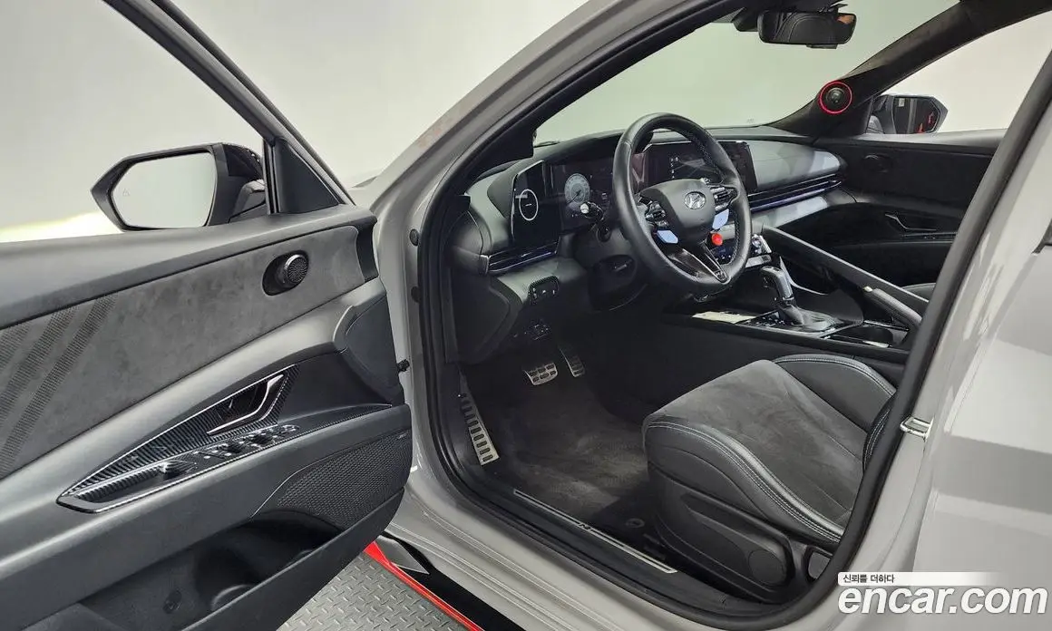 Hyundai Avante 2022 2.0 автомат (гидро), фото 12
