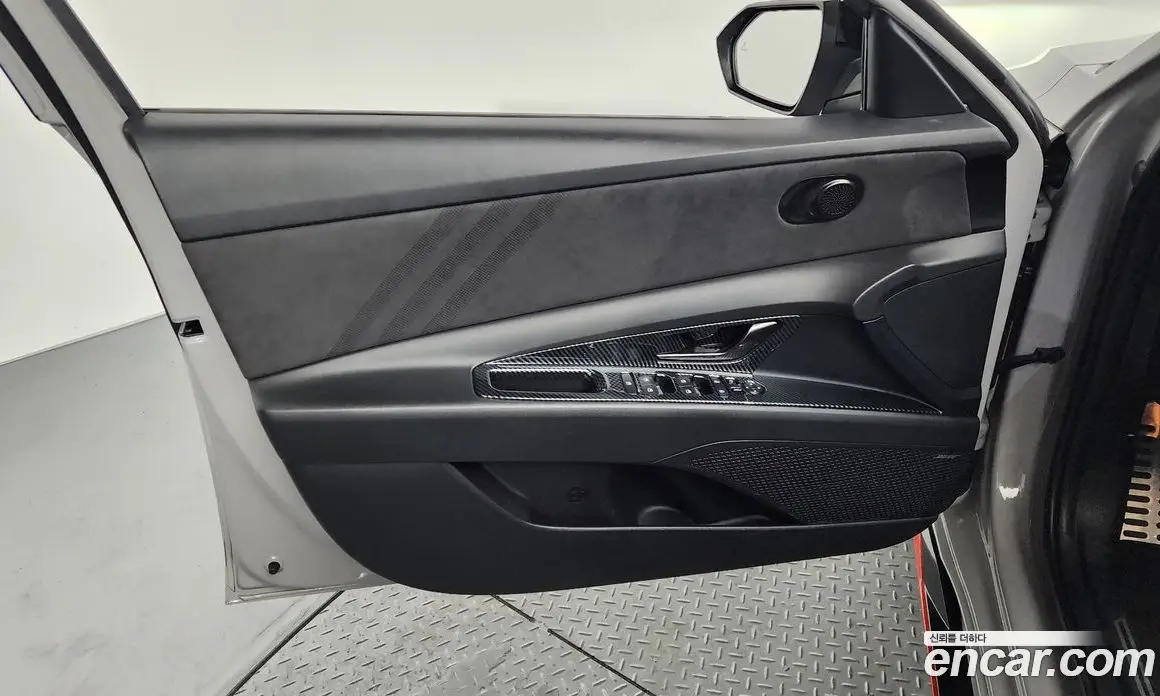 Hyundai Avante 2022 2.0 автомат (гидро), фото 13