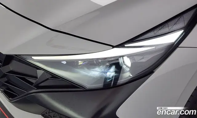 Hyundai Avante 2022 2.0 автомат (гидро), миниатюра 7