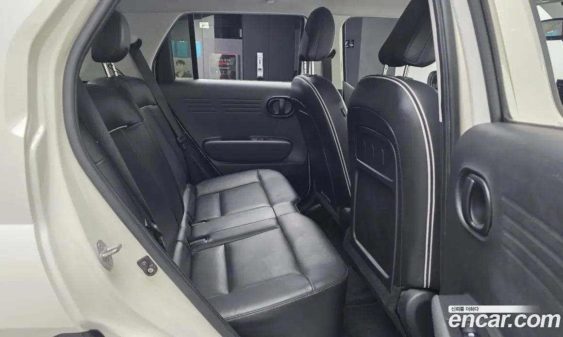Hyundai Casper 2022 1.0 автомат (гидро), фото 12