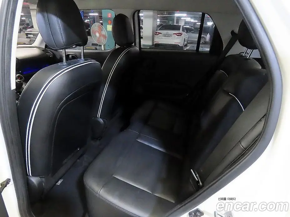 Hyundai Casper 2022 1.0 автомат (гидро), фото 7