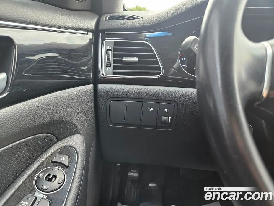 Hyundai Genesis 2013 3.3 автомат (гидро), фото 14