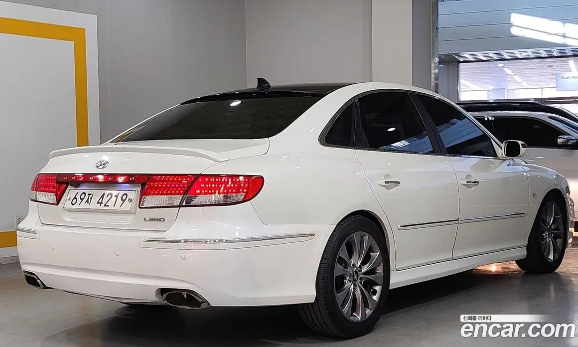 Hyundai Grandeur 2008 2.7 автомат (гидро), фото 6
