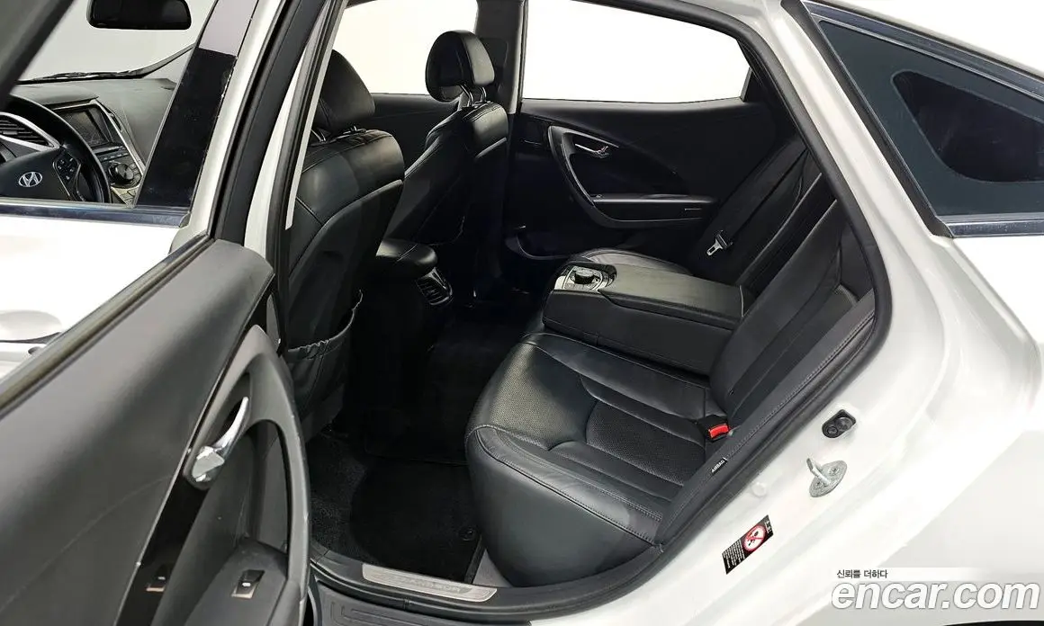 Hyundai Grandeur 2011 3.0 автомат (гидро), фото 17