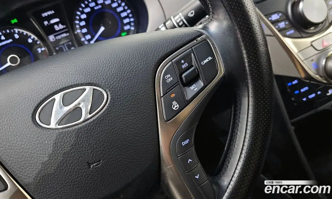 Hyundai Grandeur 2011 3.0 автомат (гидро), фото 20
