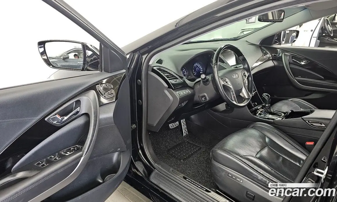 Hyundai Grandeur 2011 3.0 автомат (гидро), фото 13 Hyundai Grandeur 2011 3.0 автомат (гидро), фото 13