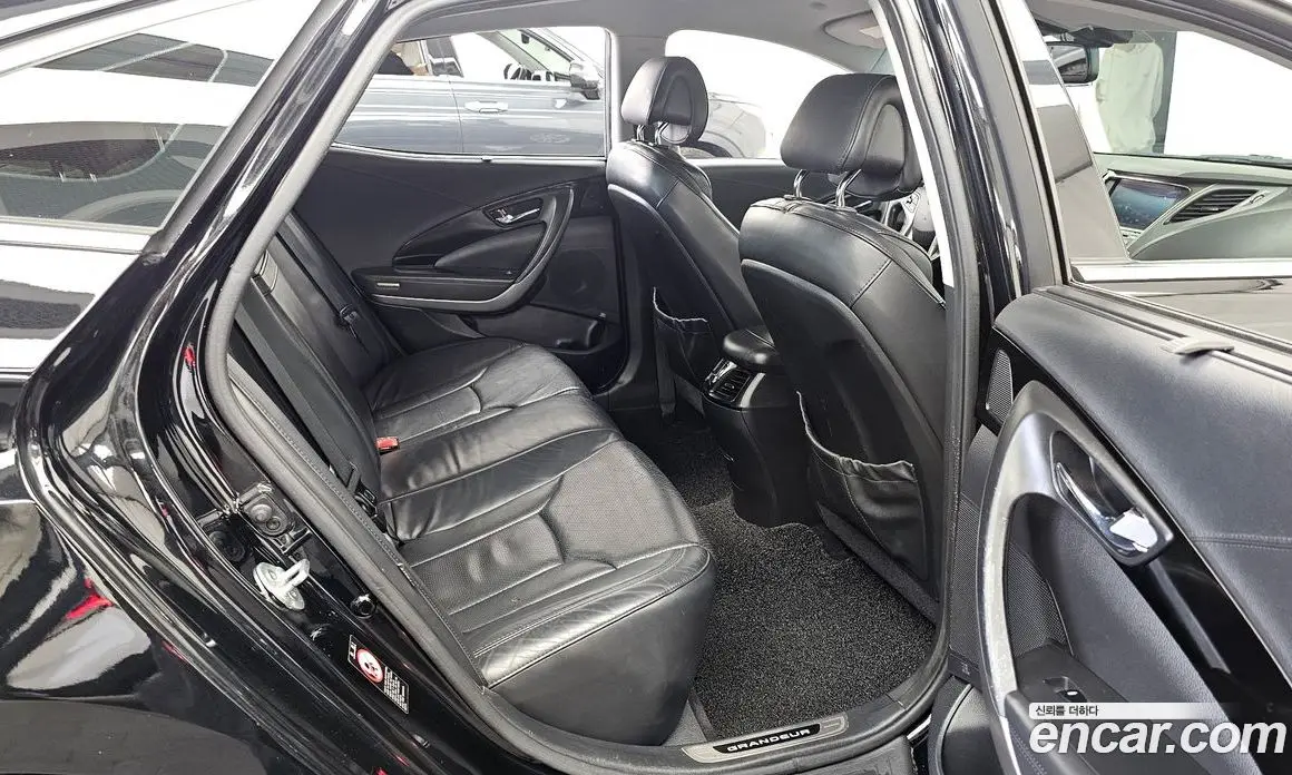 Hyundai Grandeur 2011 3.0 автомат (гидро), фото 18 Hyundai Grandeur 2011 3.0 автомат (гидро), фото 18