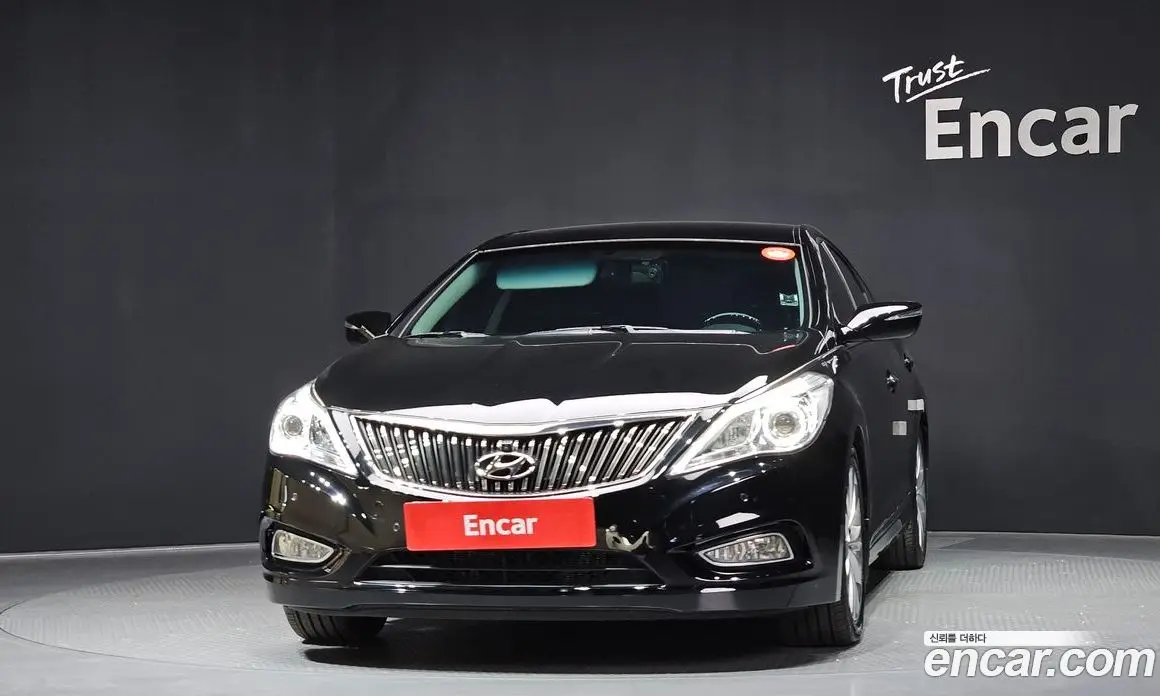 Hyundai Grandeur 2011 3.0 автомат (гидро), фото 3 Hyundai Grandeur 2011 3.0 автомат (гидро), фото 3