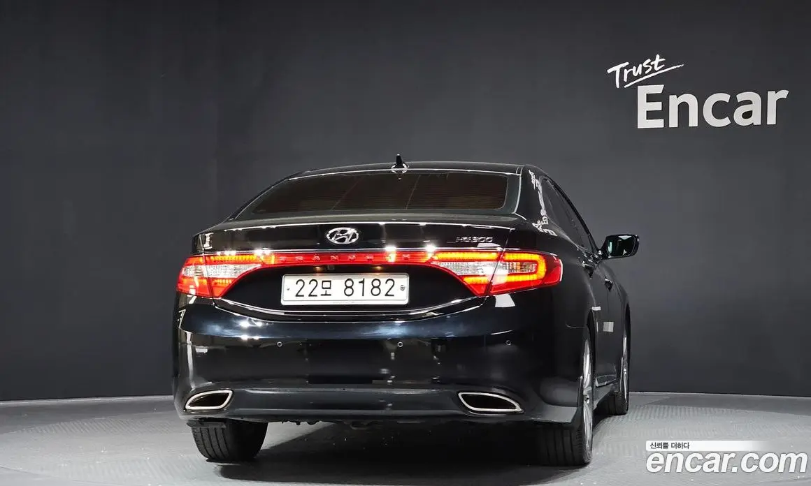 Hyundai Grandeur 2011 3.0 автомат (гидро), фото 4 Hyundai Grandeur 2011 3.0 автомат (гидро), фото 4