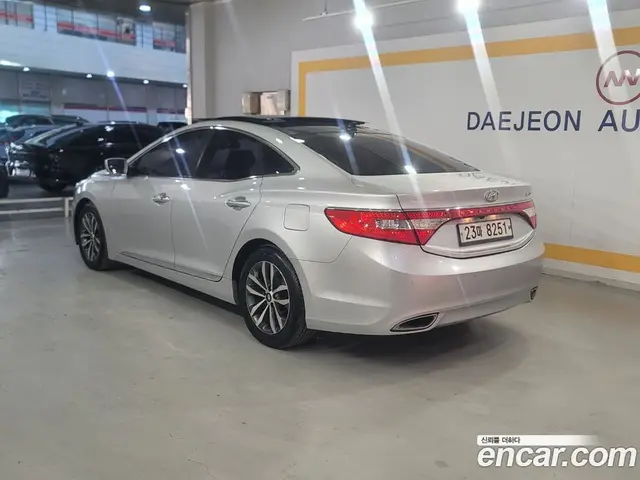 Hyundai Grandeur 2011 3.0 автомат (гидро), миниатюра 4