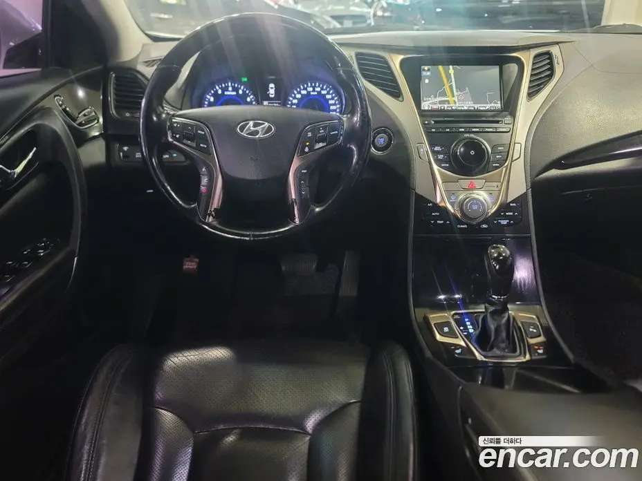 Hyundai Grandeur 2011 3.0 автомат (гидро), фото 10