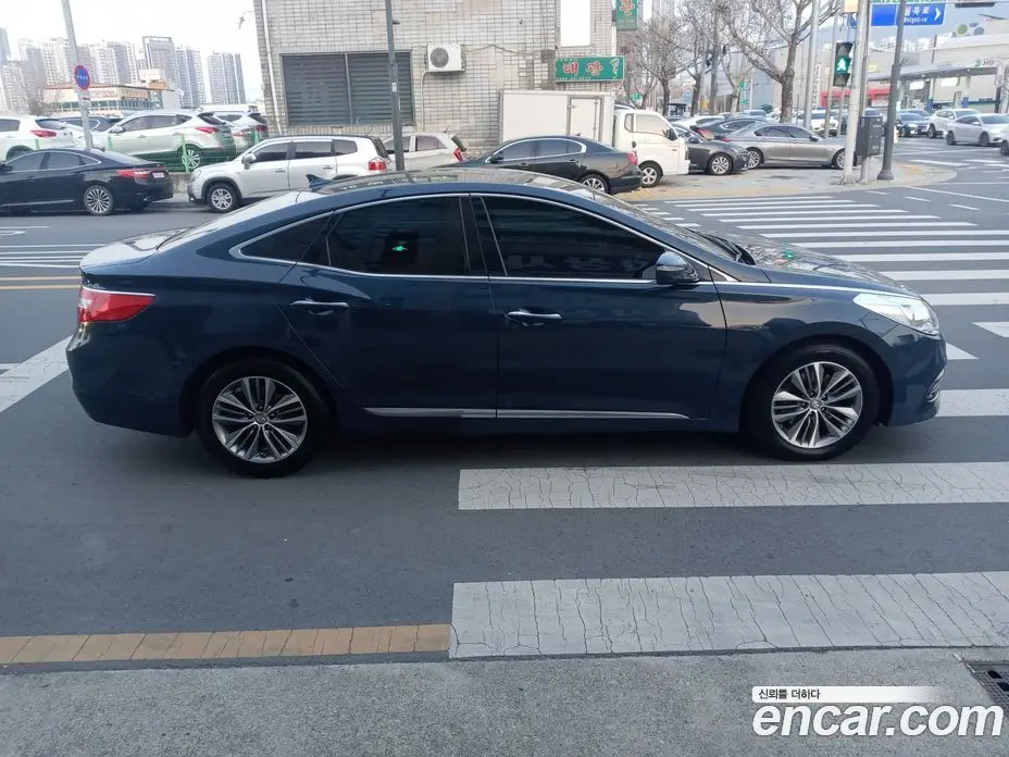 Hyundai Grandeur 2014 2.4 автомат (гидро), фото 3
