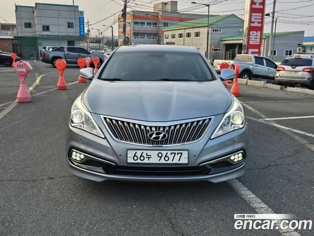 Hyundai Grandeur 2015 2.4 автомат (гидро), миниатюра 2