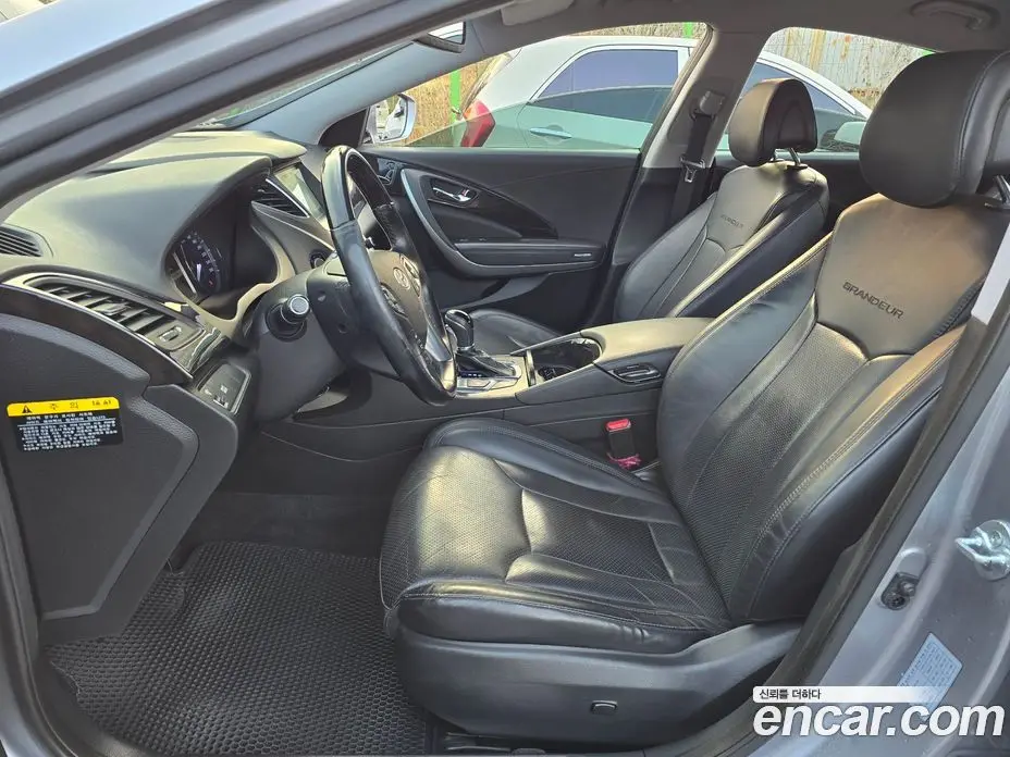 Hyundai Grandeur 2015 2.4 автомат (гидро), фото 11