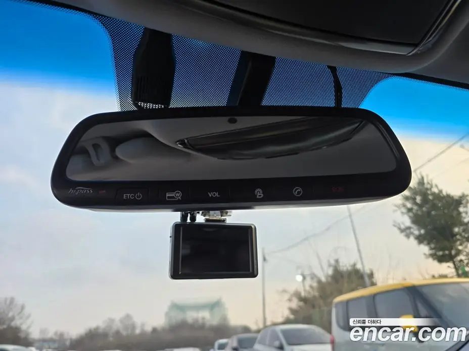 Hyundai Grandeur 2015 2.4 автомат (гидро), фото 16