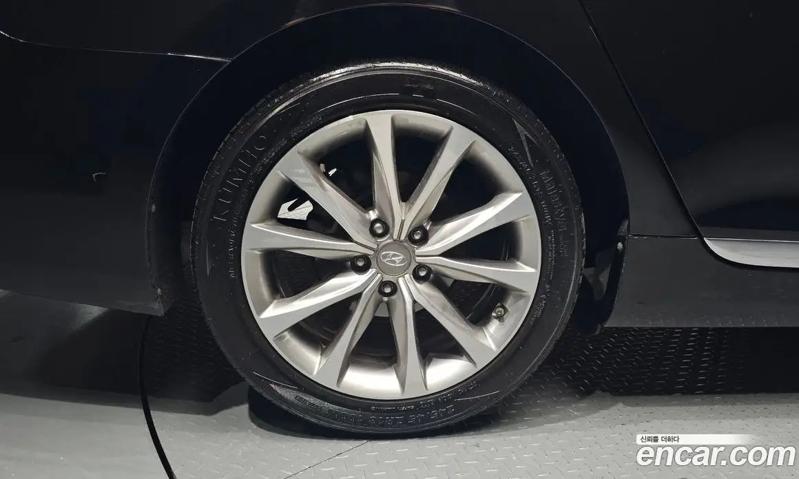 Hyundai Grandeur 2015 3.0 автомат (гидро), фото 5