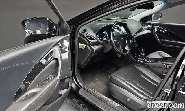 Hyundai Grandeur 2015 3.0 автомат (гидро), миниатюра 10