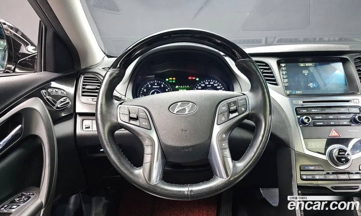 Hyundai Grandeur 2015 3.0 автомат (гидро), фото 18