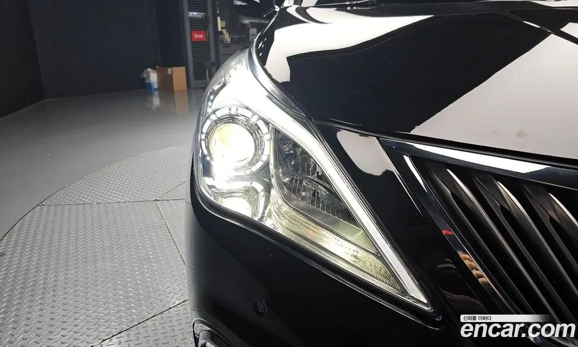 Hyundai Grandeur 2015 3.0 автомат (гидро), фото 8