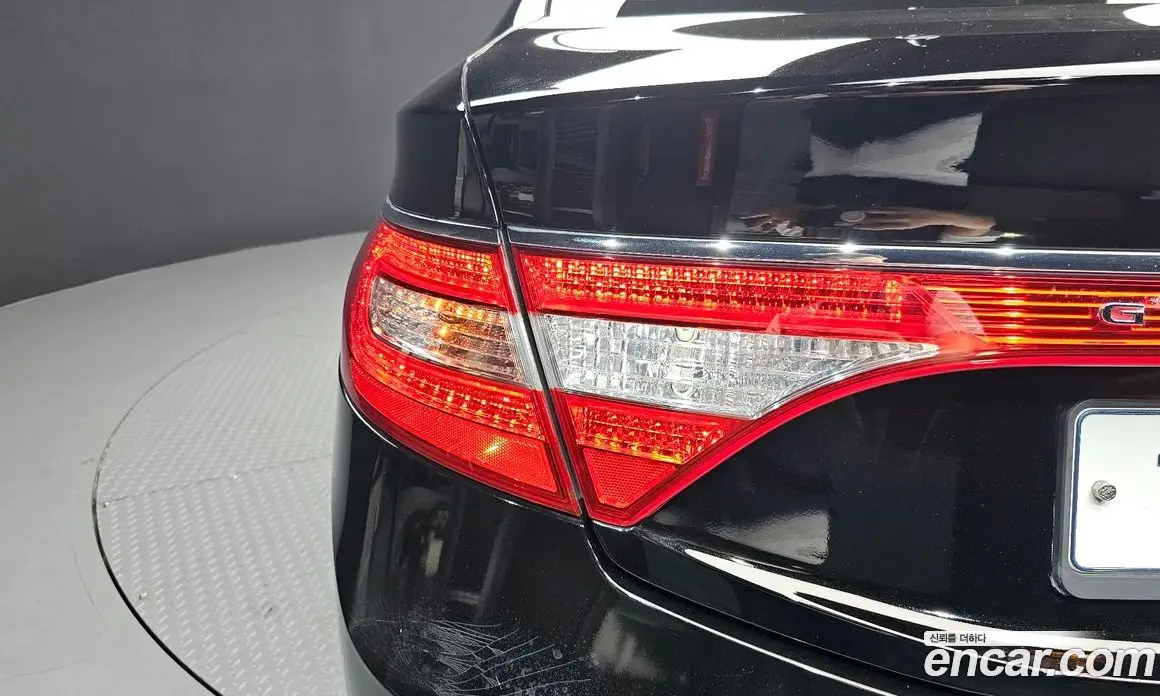 Hyundai Grandeur 2015 3.0 автомат (гидро), фото 9
