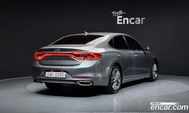 Hyundai Grandeur 2016 3.0 автомат (гидро), миниатюра 2 Hyundai Grandeur 2016 3.0 автомат (гидро), миниатюра 2