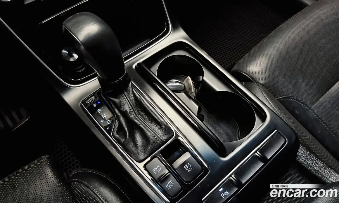 Hyundai Grandeur 2016 3.0 автомат (гидро), фото 9 Hyundai Grandeur 2016 3.0 автомат (гидро), фото 9