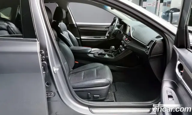Hyundai Grandeur 2016 3.0 автомат (гидро), миниатюра 10 Hyundai Grandeur 2016 3.0 автомат (гидро), миниатюра 10