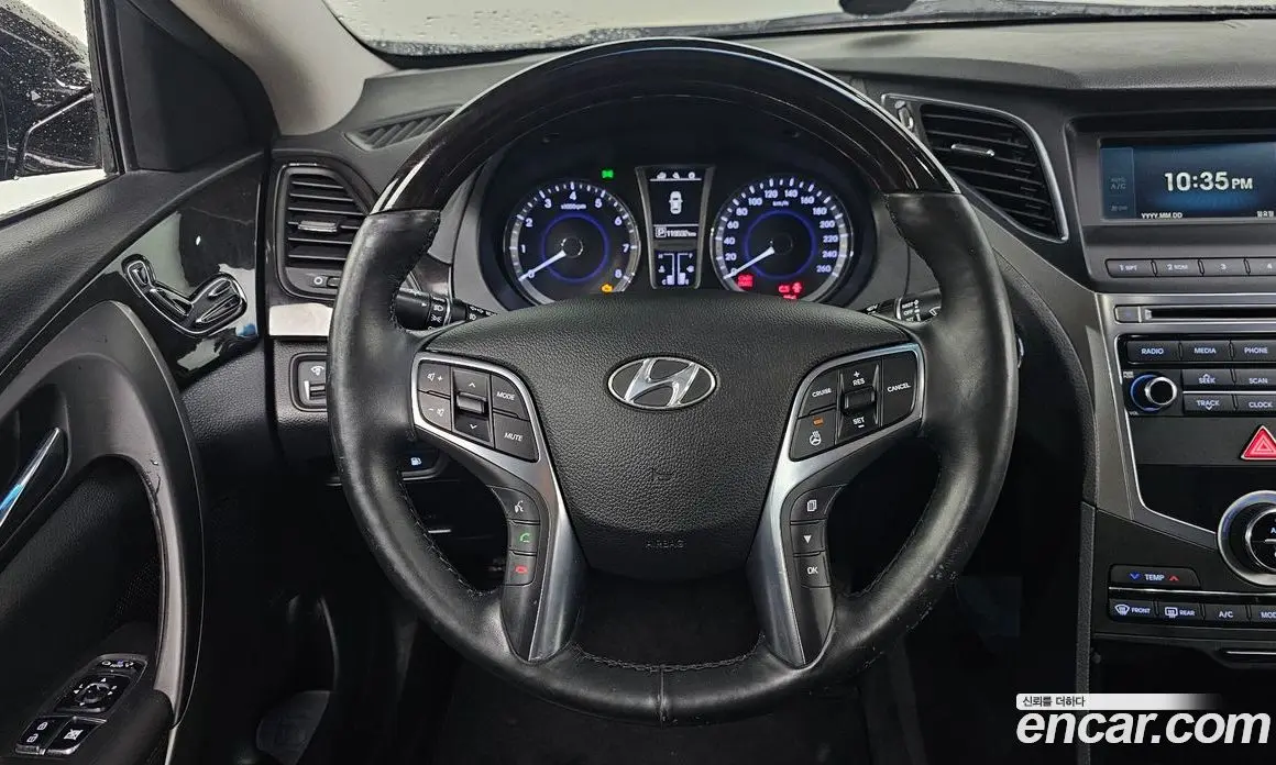 Hyundai Grandeur 2016 3.0 автомат (гидро), фото 13
