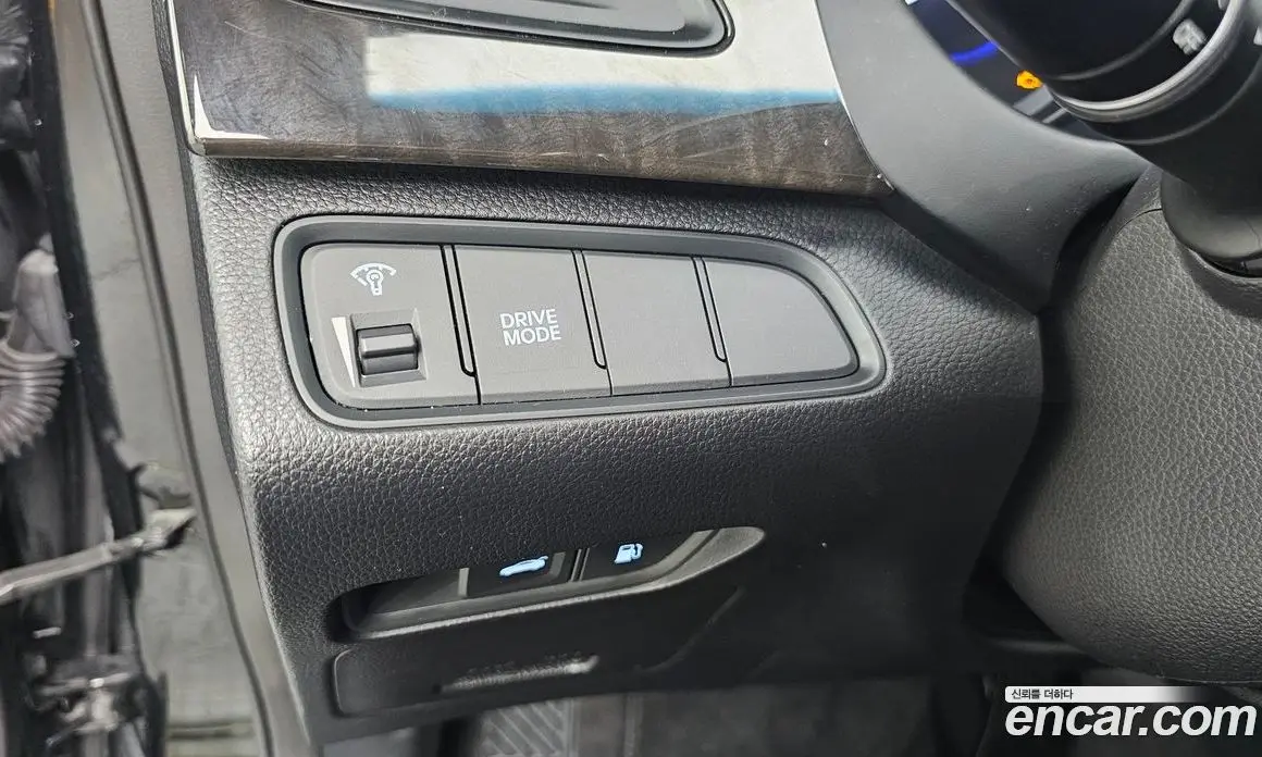 Hyundai Grandeur 2016 3.0 автомат (гидро), фото 20