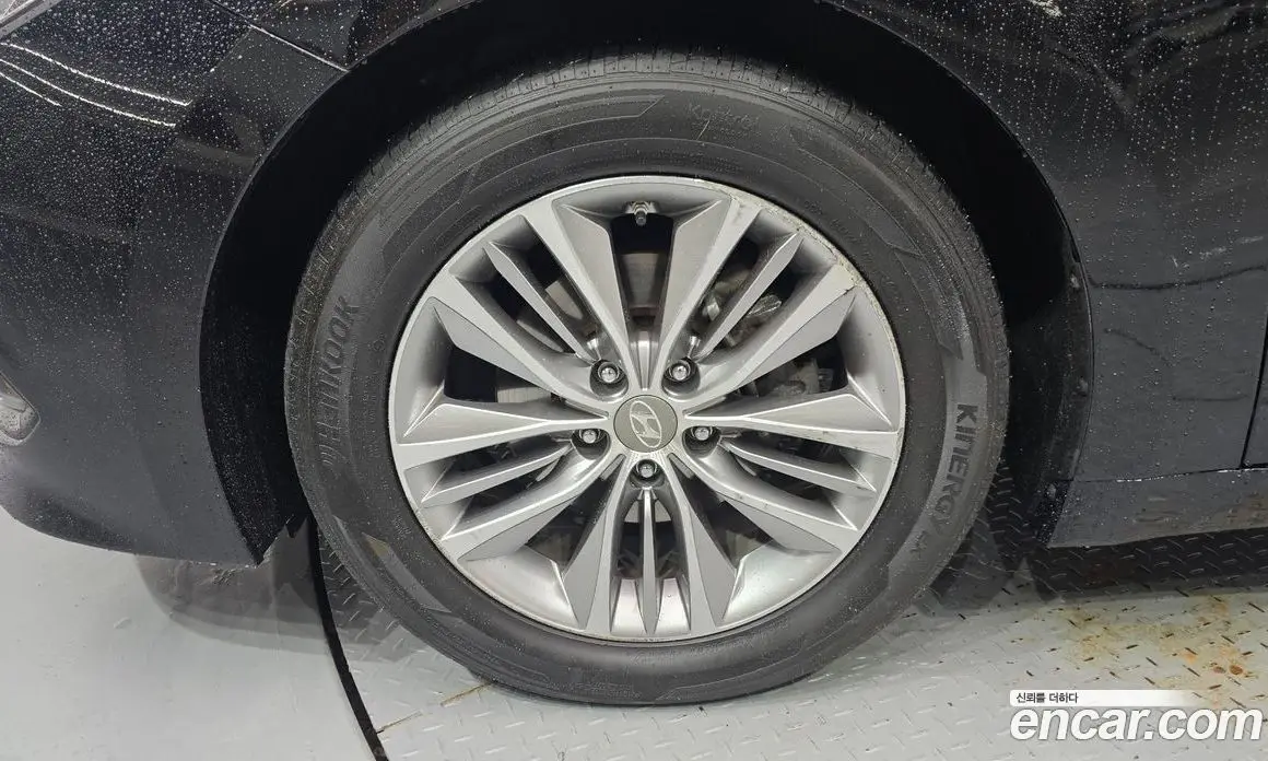 Hyundai Grandeur 2016 3.0 автомат (гидро), фото 5