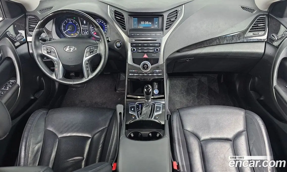Hyundai Grandeur 2016 3.0 автомат (гидро), фото 7