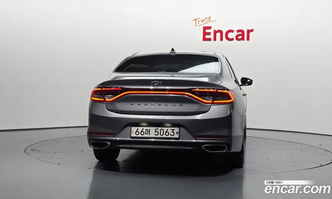 Hyundai Grandeur 2017 2.4 автомат (гидро), фото 4
