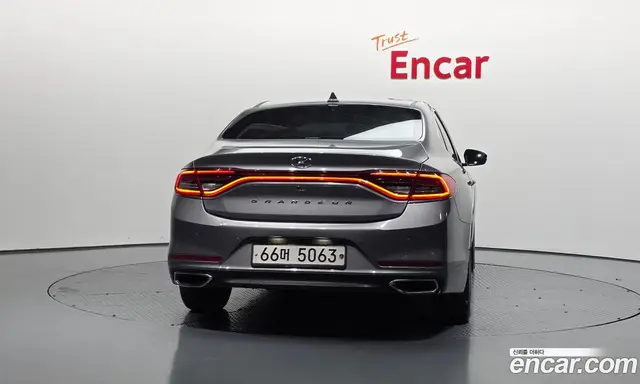 Hyundai Grandeur 2017 2.4 автомат (гидро), миниатюра 4