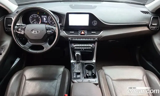 Hyundai Grandeur 2017 2.4 автомат (гидро), миниатюра 10