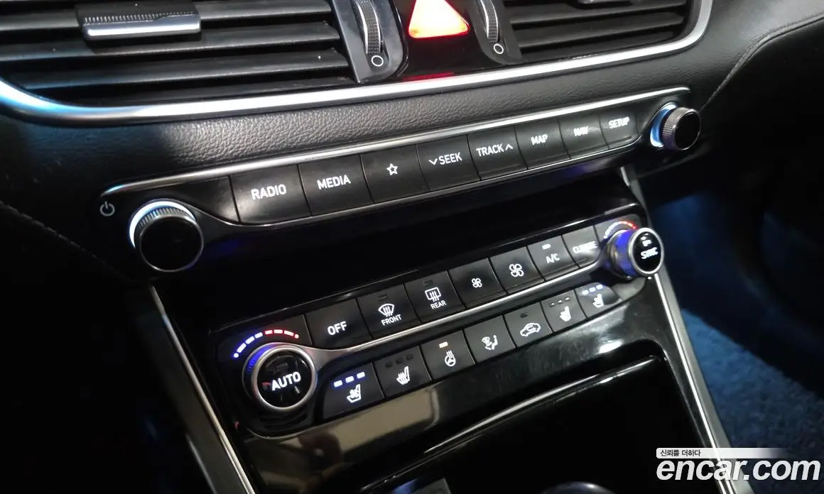 Hyundai Grandeur 2017 2.2 автомат (гидро), фото 16