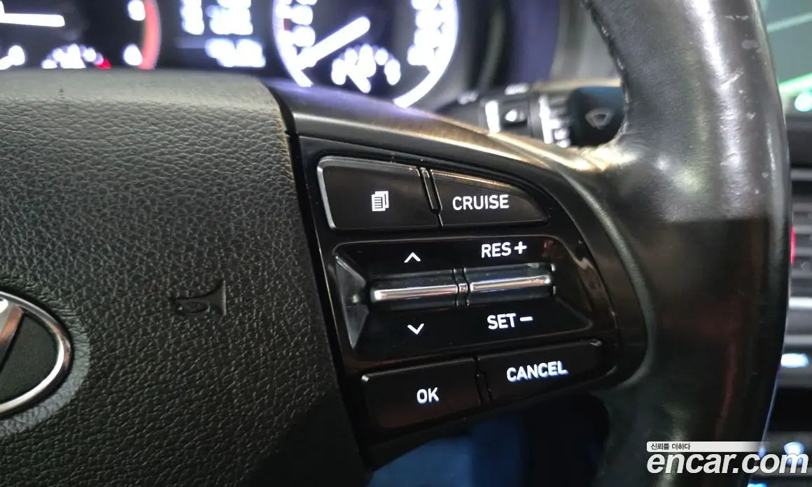 Hyundai Grandeur 2017 2.2 автомат (гидро), фото 17