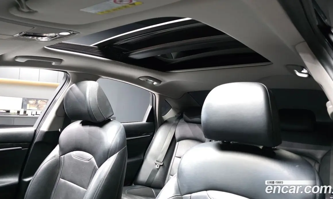 Hyundai Grandeur 2017 2.2 автомат (гидро), фото 18