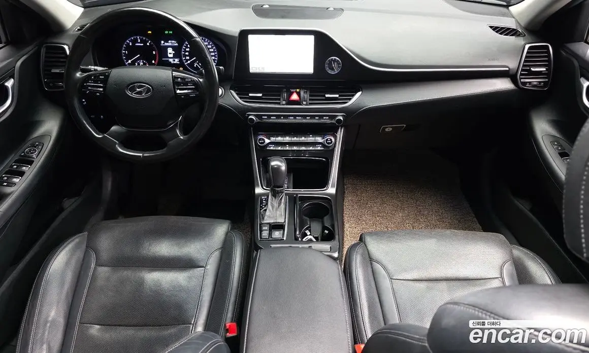 Hyundai Grandeur 2017 2.2 автомат (гидро), фото 7