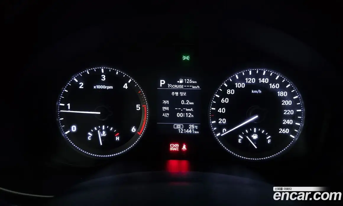 Hyundai Grandeur 2017 2.2 автомат (гидро), фото 8