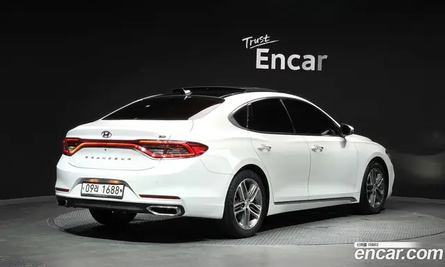 Hyundai Grandeur 2017 2.4 автомат (гидро), миниатюра 2