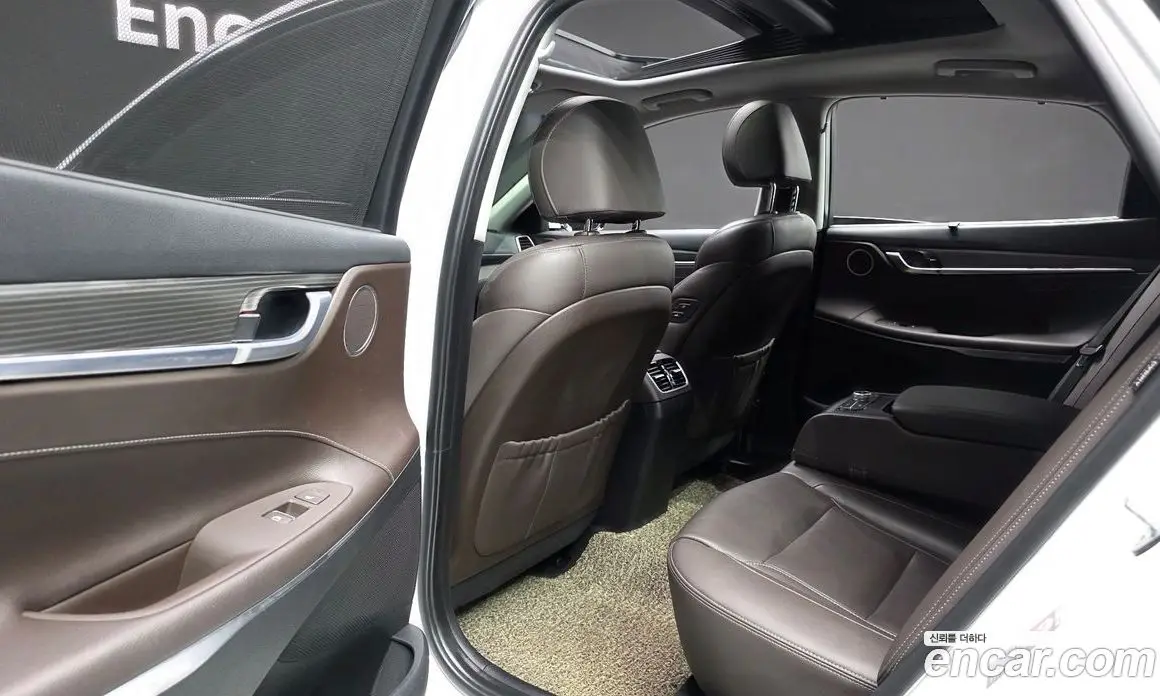 Hyundai Grandeur 2017 2.4 автомат (гидро), фото 11
