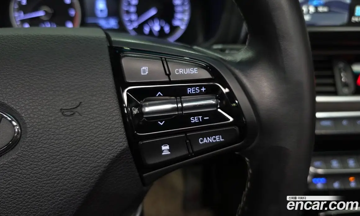 Hyundai Grandeur 2017 2.4 автомат (гидро), фото 17