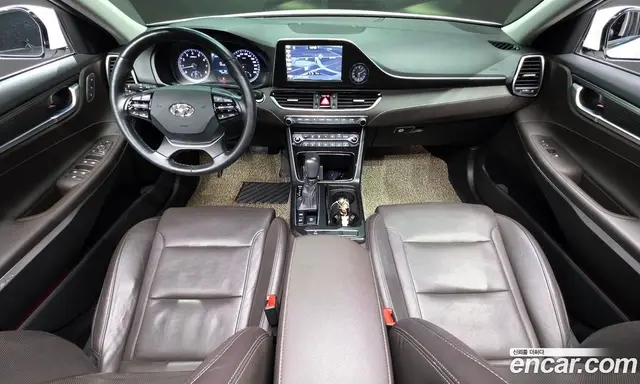 Hyundai Grandeur 2017 2.4 автомат (гидро), миниатюра 7